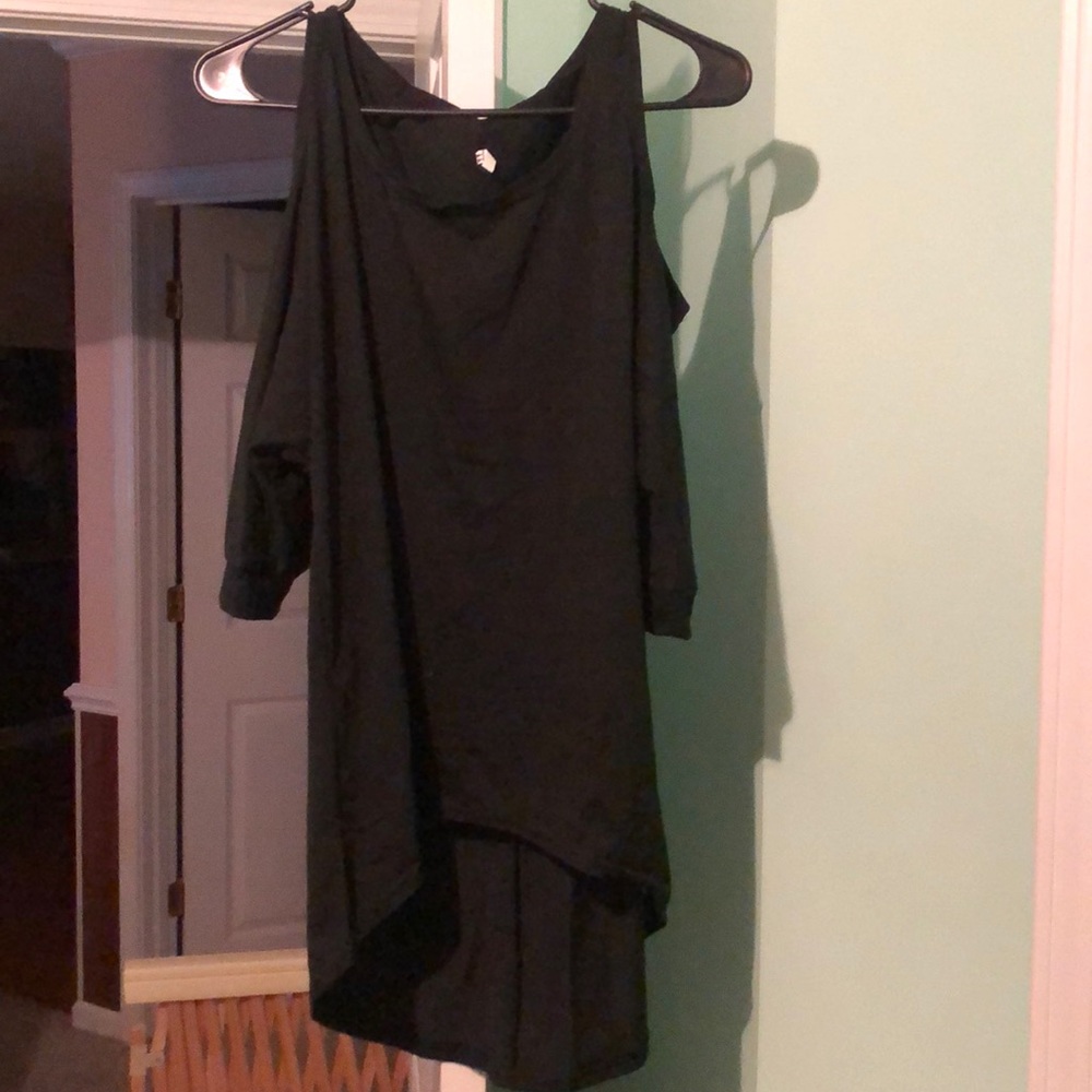 Black Cut Out Sleeve Top